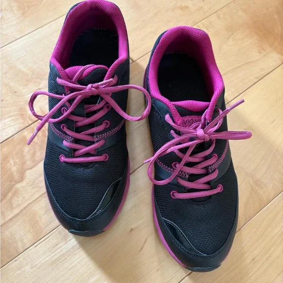 VIONIC | Black and Pink Sneakers with Sporty Design | SIZE 7.5 - Picture 1 of 12
